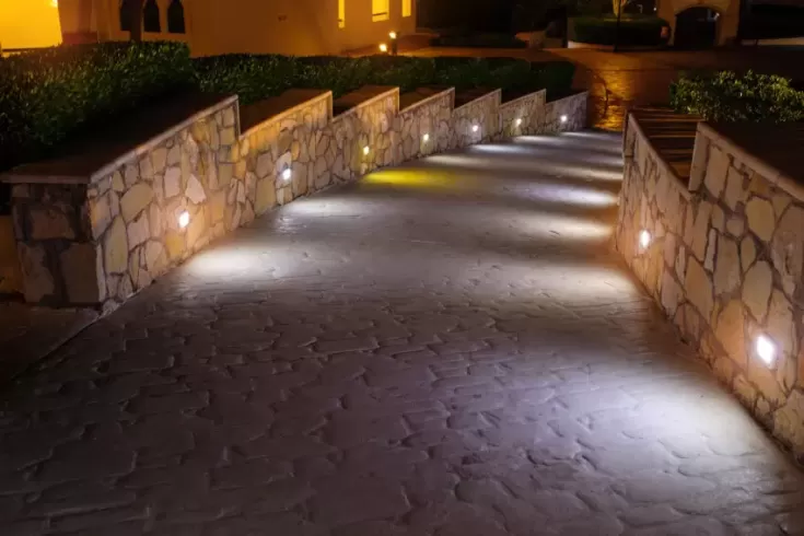 How Landscape Lighting Can Improve Your Business