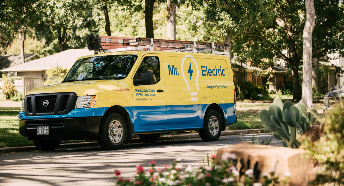 Electric Vehicle Charger Installation in Dripping Springs, TX