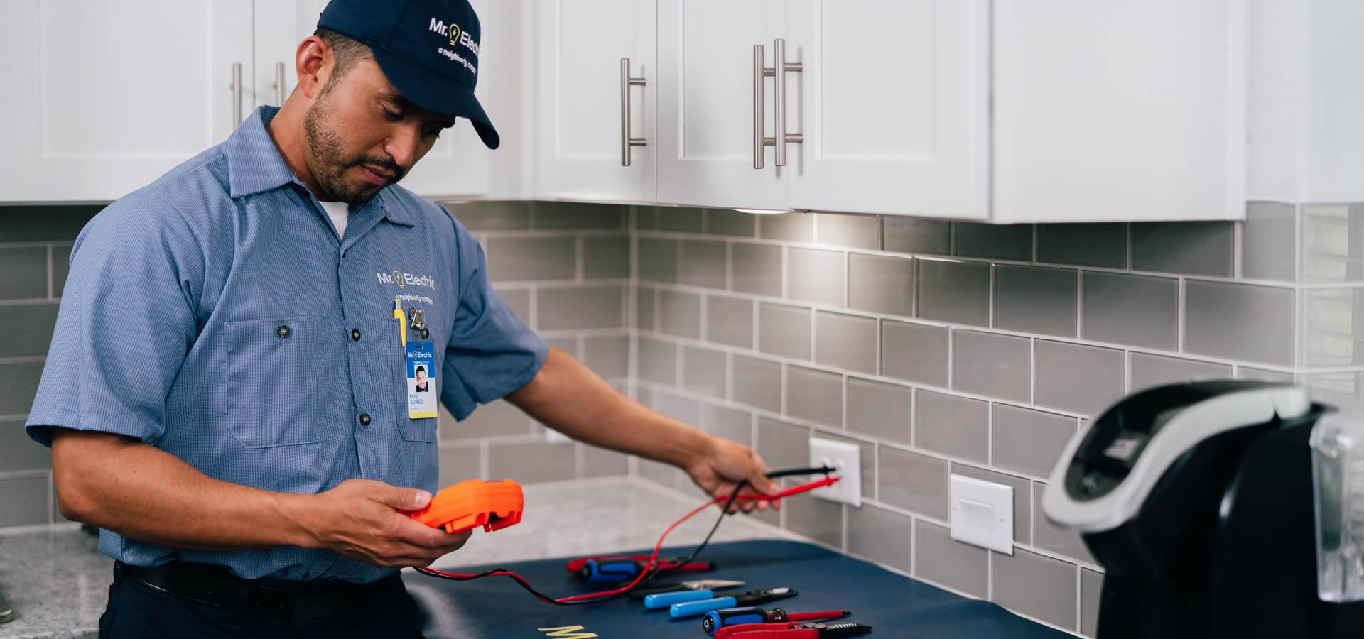 Electrical Outlet Replacement in Manchaca, TX